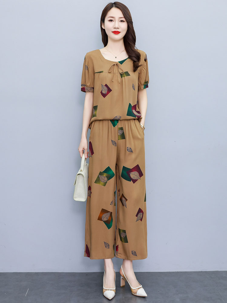 Women Fashion Over The Years - Lüks Anne Yazlık Giyim 2025 Yeni